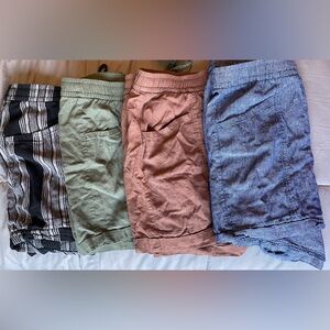 4 pair women’s old navy pull on linen shorts. Size XL